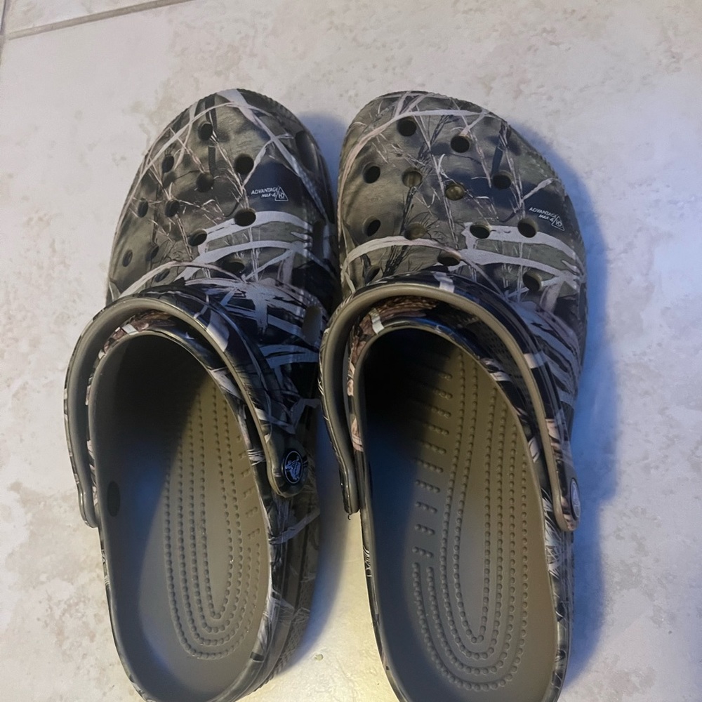 Men’s Camo Crocs.